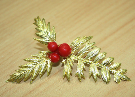 Berries- Gold and Red , Decoration