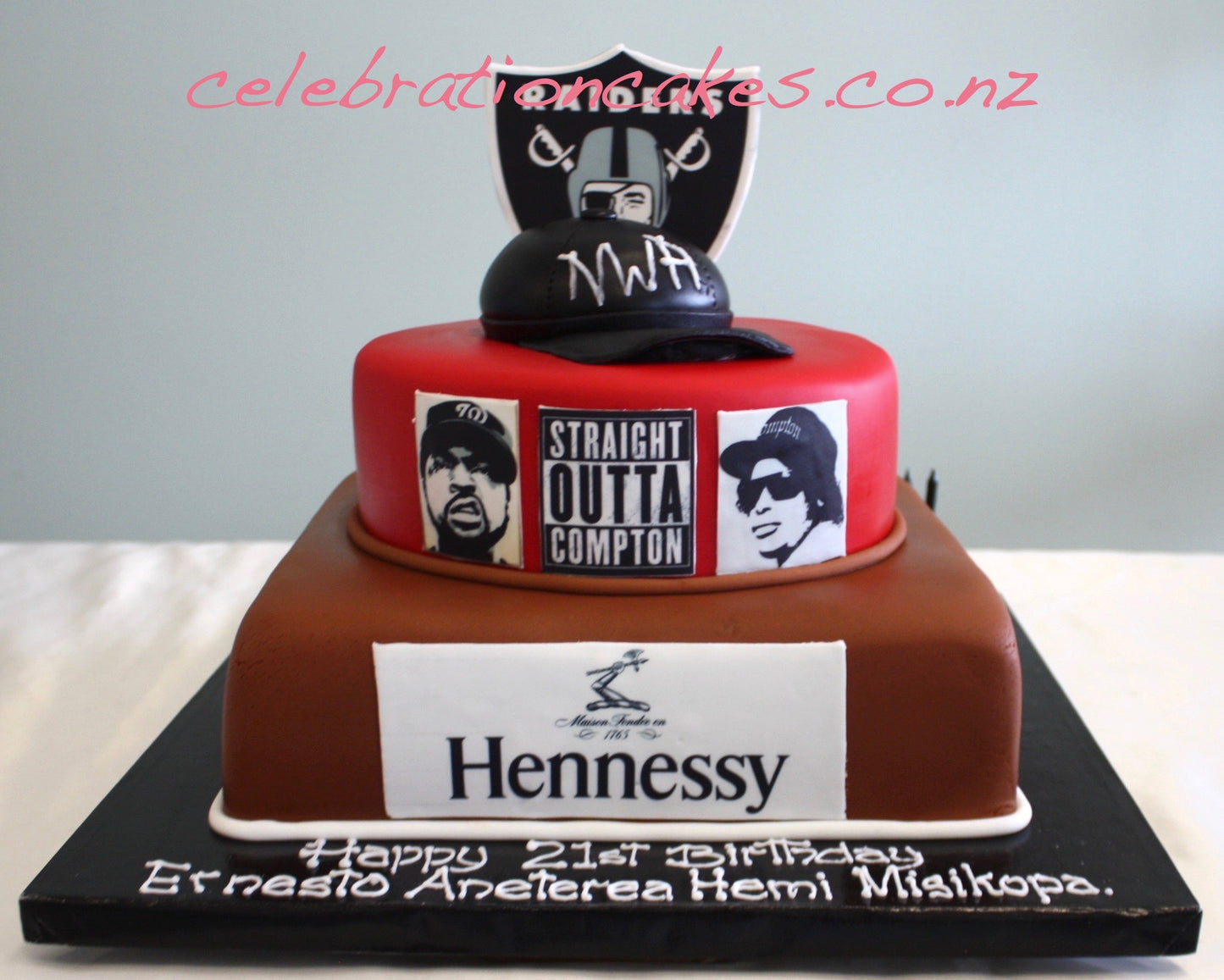 Hennessy 2t
