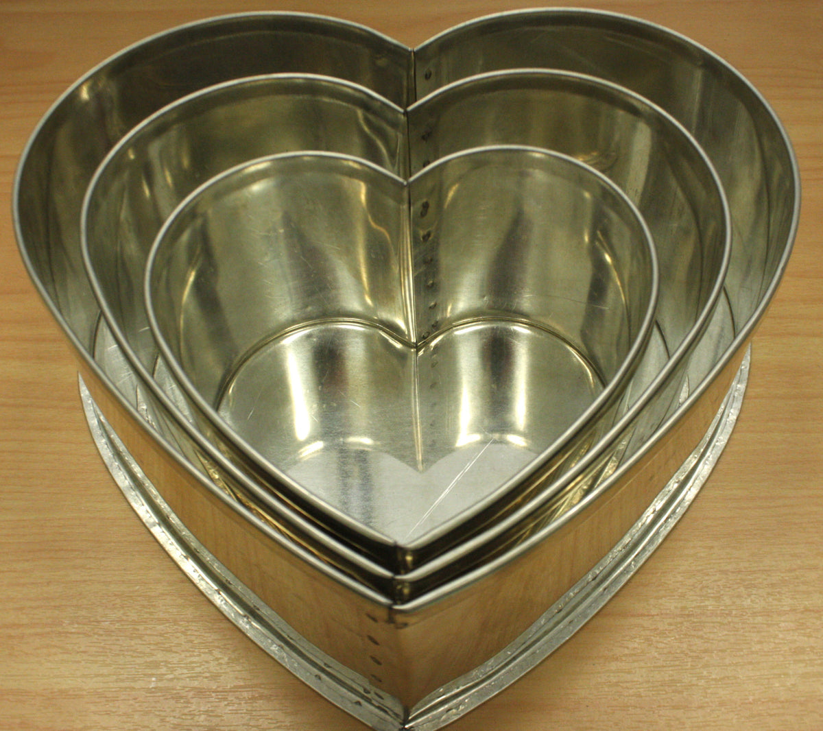 Cake Tin Heart 6