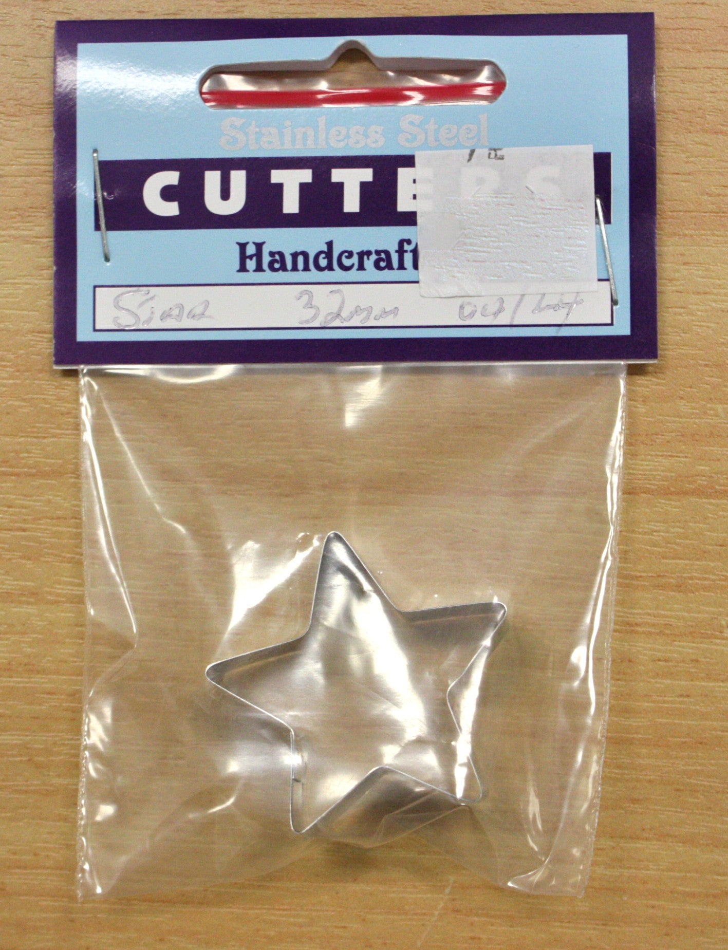Star Cutters- Metal 32mm , Cutters